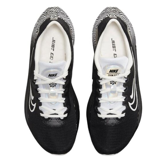 NWT Nike Women's Zoom Fly 5 Running Shoes - Picture 4 of 8